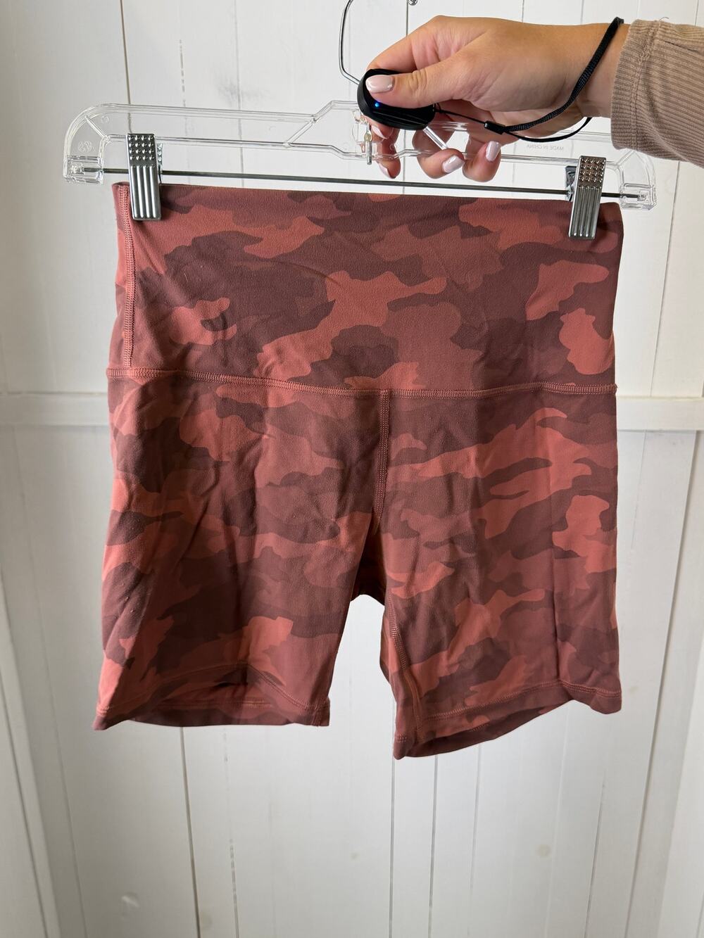 Lululemon Red Biker Shorts Size 6 Nylon Pre-Owned